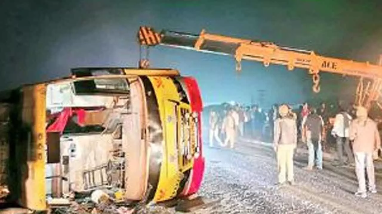 Young Woman Dies, 28 Injured as Bus Overturns on Rajamahendravaram Bridge