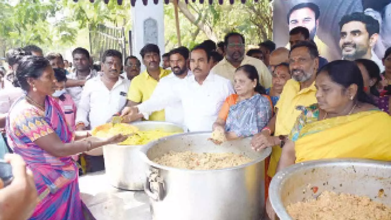 TDP leaders celebrate Lokesh’s birthday with enthusiasm