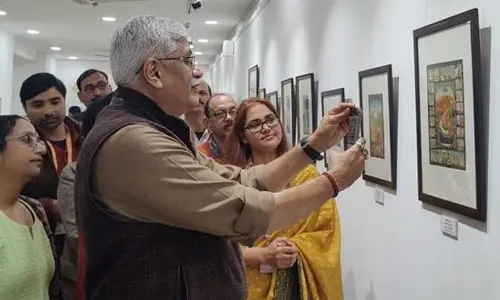 Shekhawat inaugurates ‘Bhagwat’ exhibition