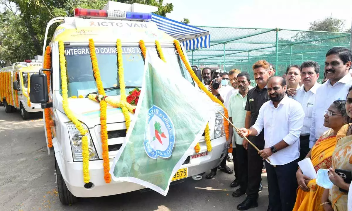 Health Minister flags off 10 HIV testing mobile vehicles Health Minister flags off 10 HIV testing mobile vehicles