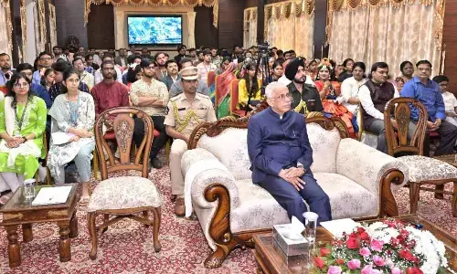 UP Formation Day celebrated at Raj Bhavan