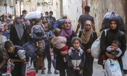 Israel temporarily bans residents from returning to northern Gaza