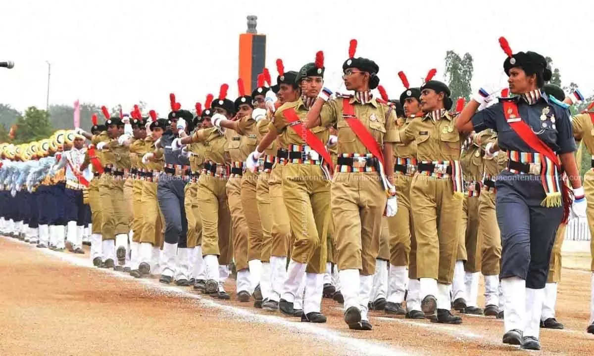 Telangana Celebrates Republic Day at Parade Ground with Dignitaries in Attendance