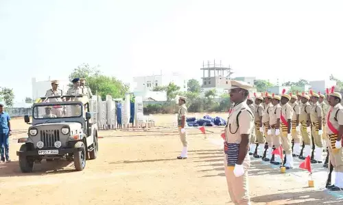 District SP Reviews Parade Rehearsals and Arrangements for Republic Day Celebrations