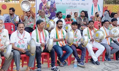 Govt flayed for not implementing ‘Super Six’ schemes