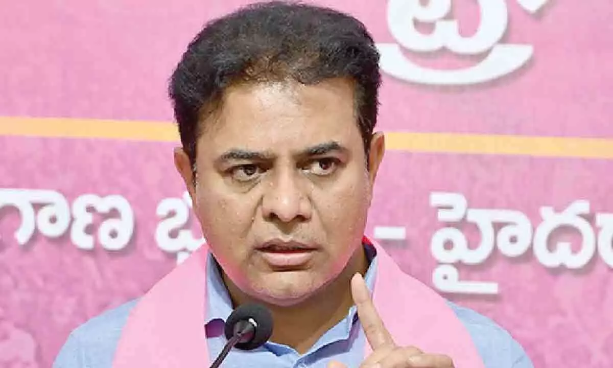 KTR alleges govt implementing schemes for only one village per mandal