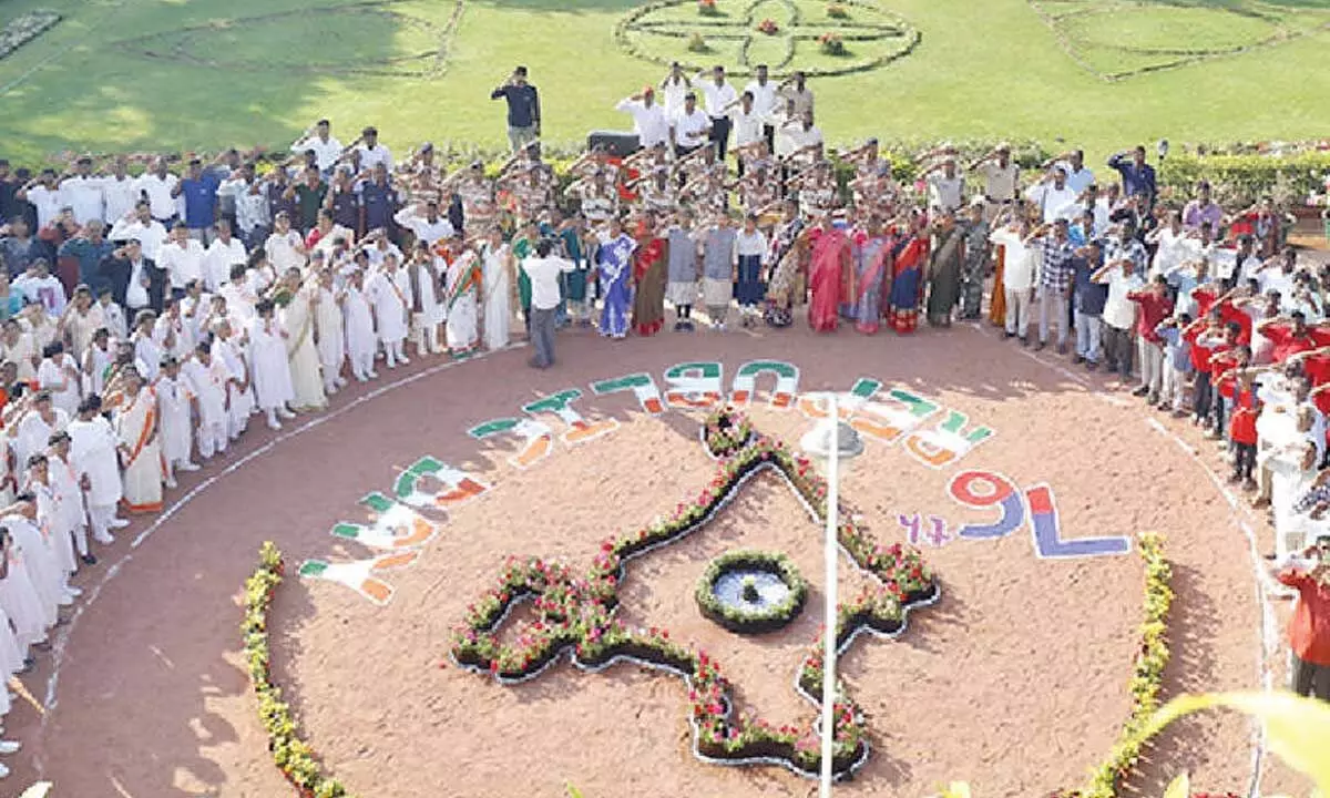 Rashtrapati Nilayam marks R-Day with patriotic fervour