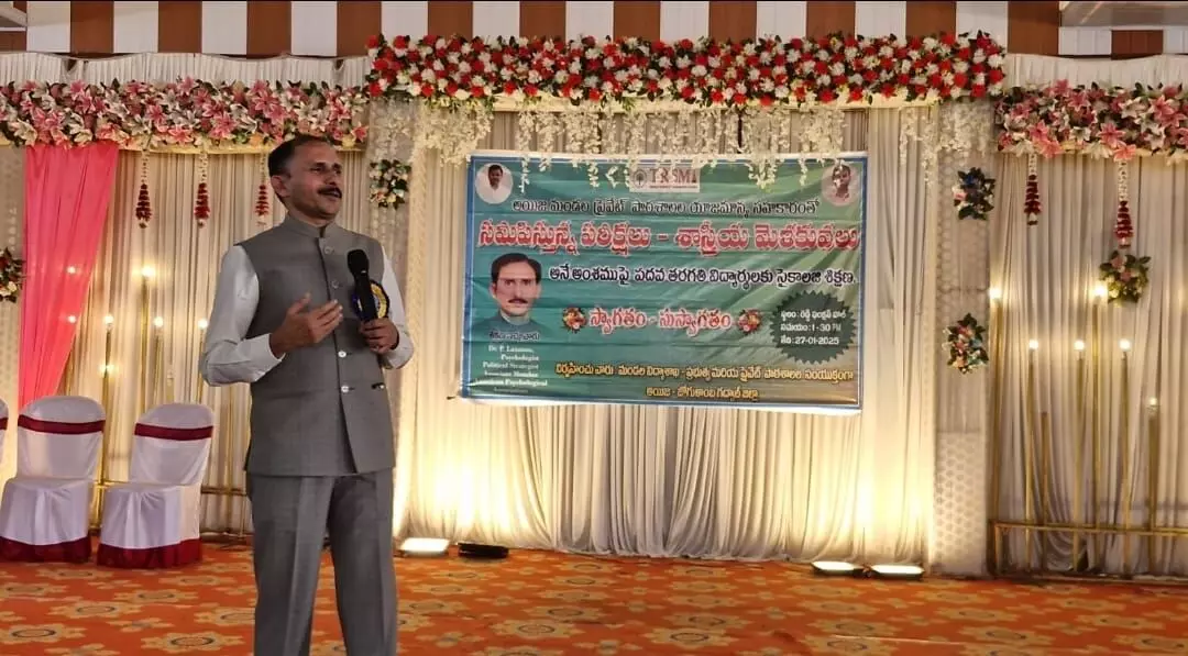 Dr. Lakshman Inspires 10th Grade Students with Motivational Session in Aija. Dr. Lakshman Inspires 10th Grade Students with Motivational Session in Aija.