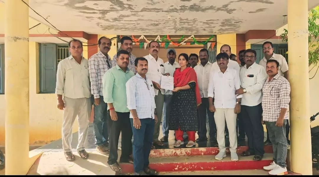 PRTU TS Leaders Demand Restoration of Old Pension Scheme, Submit Petition in Ieeja