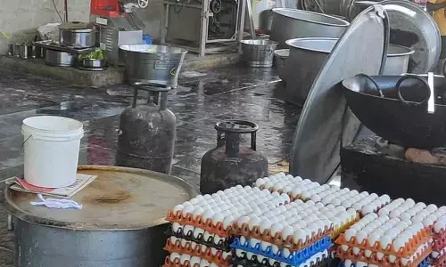 Food safety dept cancels licence of Sri Chaitanya’s kitchen