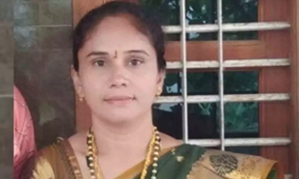 Tortured by microfinance staff, Karnataka teacher jumps into river Tortured by microfinance staff, Karnataka teacher jumps into river