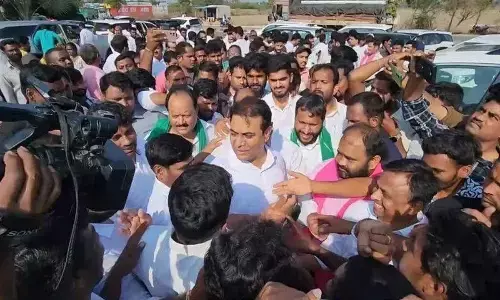 MGU students urge KTR for support