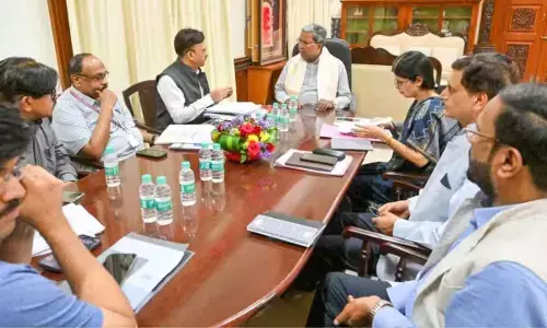 CM Siddaramaiah calls for enhanced efficiency in revenue services