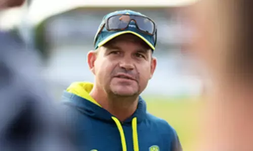 Matthew Mott keeps coaching options open amid England Womens struggles in Australia