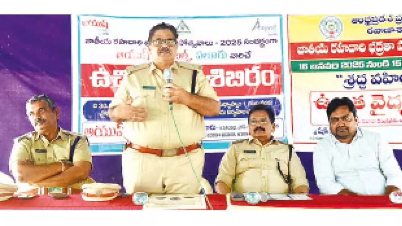 Eluru: Free health camp organised for drivers