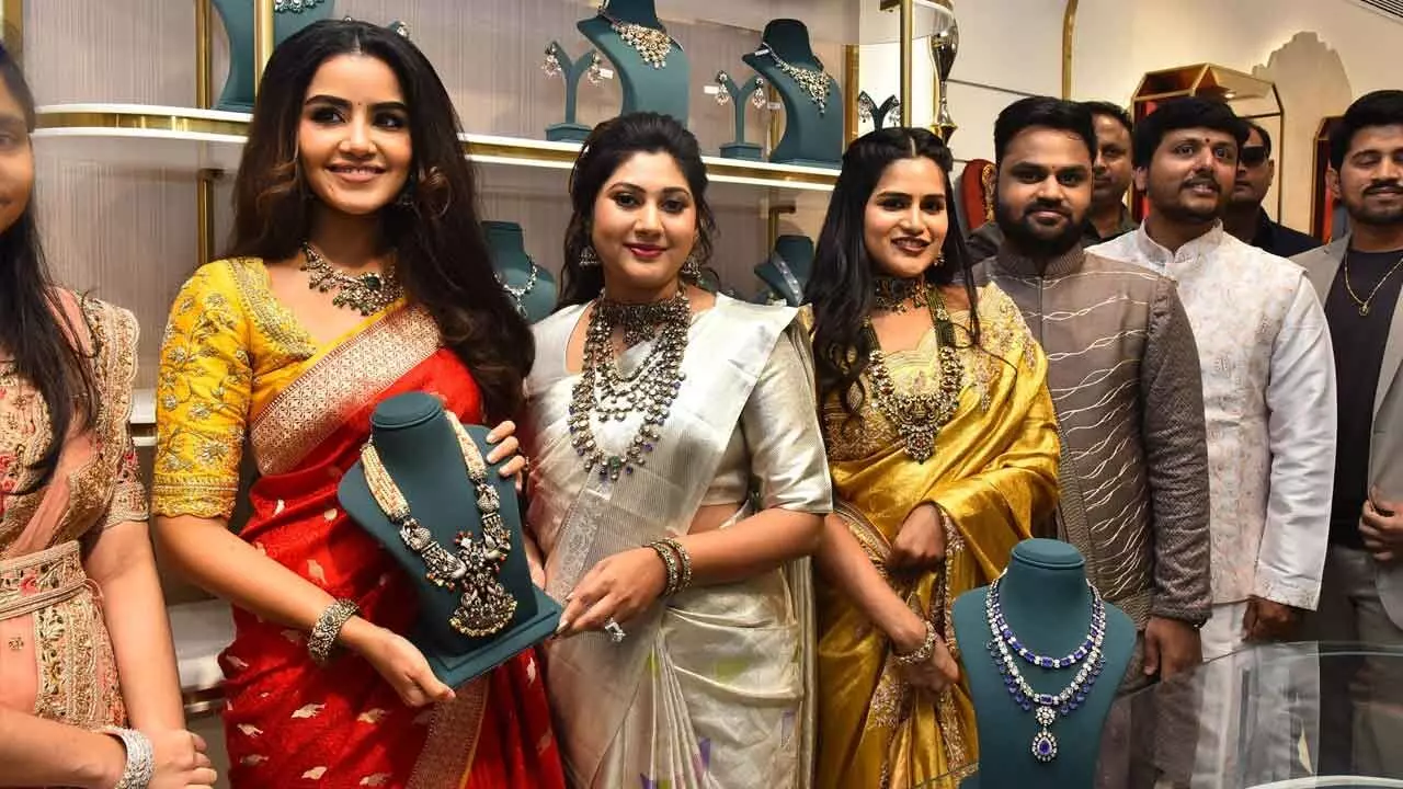 Viyara Fine Silver Jewellery Opens Flagship Showroom in Jubilee Hills