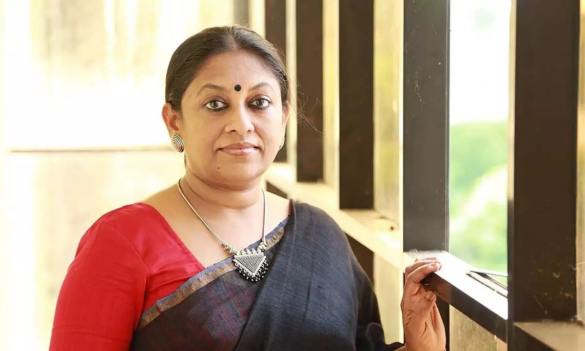 Malayalam Author KR Meera Stirs Debate With Criticism Of Congresss Gandhian Legacy Malayalam Author KR Meera Stirs Debate With Criticism Of Congresss Gandhian Legacy