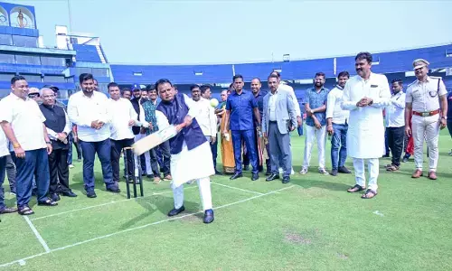 CM Majhi reviews readiness for ODI