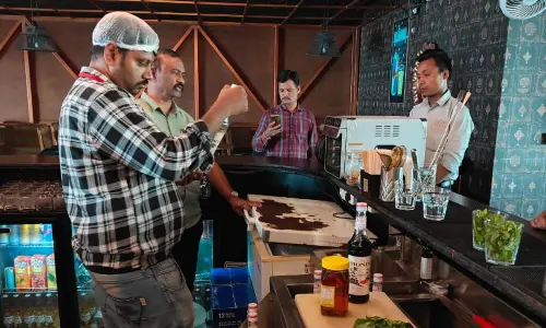 Safety teams swoop on upmarket eateries in JH, find rule violation