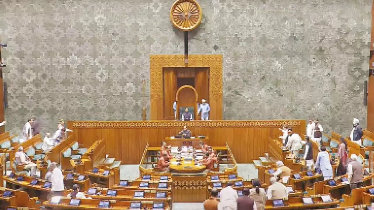 Oppn storms Parl over Kumbh stampede