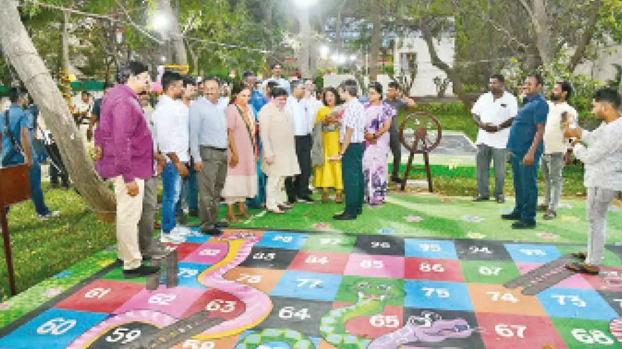 Minister Ponnam kickstarts devpt works worth Rs 10 cr Minister Ponnam kickstarts devpt works worth Rs 10 cr