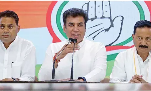 Cong slams AAP & BJP, promises to restore glory