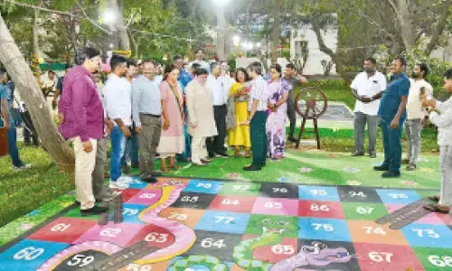 Minister Ponnam kickstarts devpt works worth Rs 10 cr