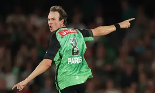Joel Paris returns to Perth Scorchers for BBL 15 after stellar season with Stars