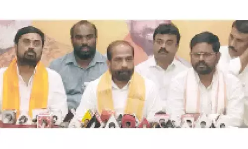 Tirupati: Health minister stresses on timely detection of cancer