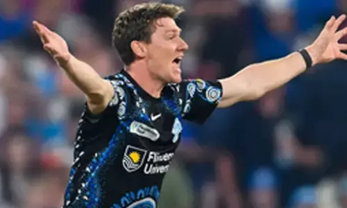 Melbourne Renegades sign Brendan Doggett to strengthen pace attack for BBL 15