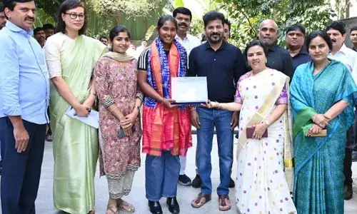 CM Revanth Reddy Awards Rs. 1 Crore to Trisha Gongadi for her Stellar Performance in Womens U-19 World Cup
