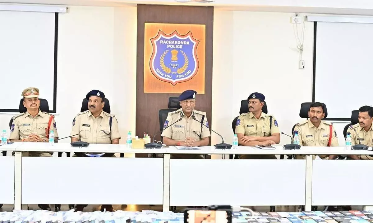 Rachakonda police recover 1,016 phones worth Rs 3 cr Rachakonda police recover 1,016 phones worth Rs 3 cr