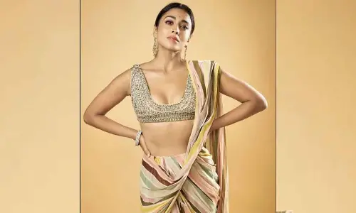 Shriya sets ethnic fashion goals