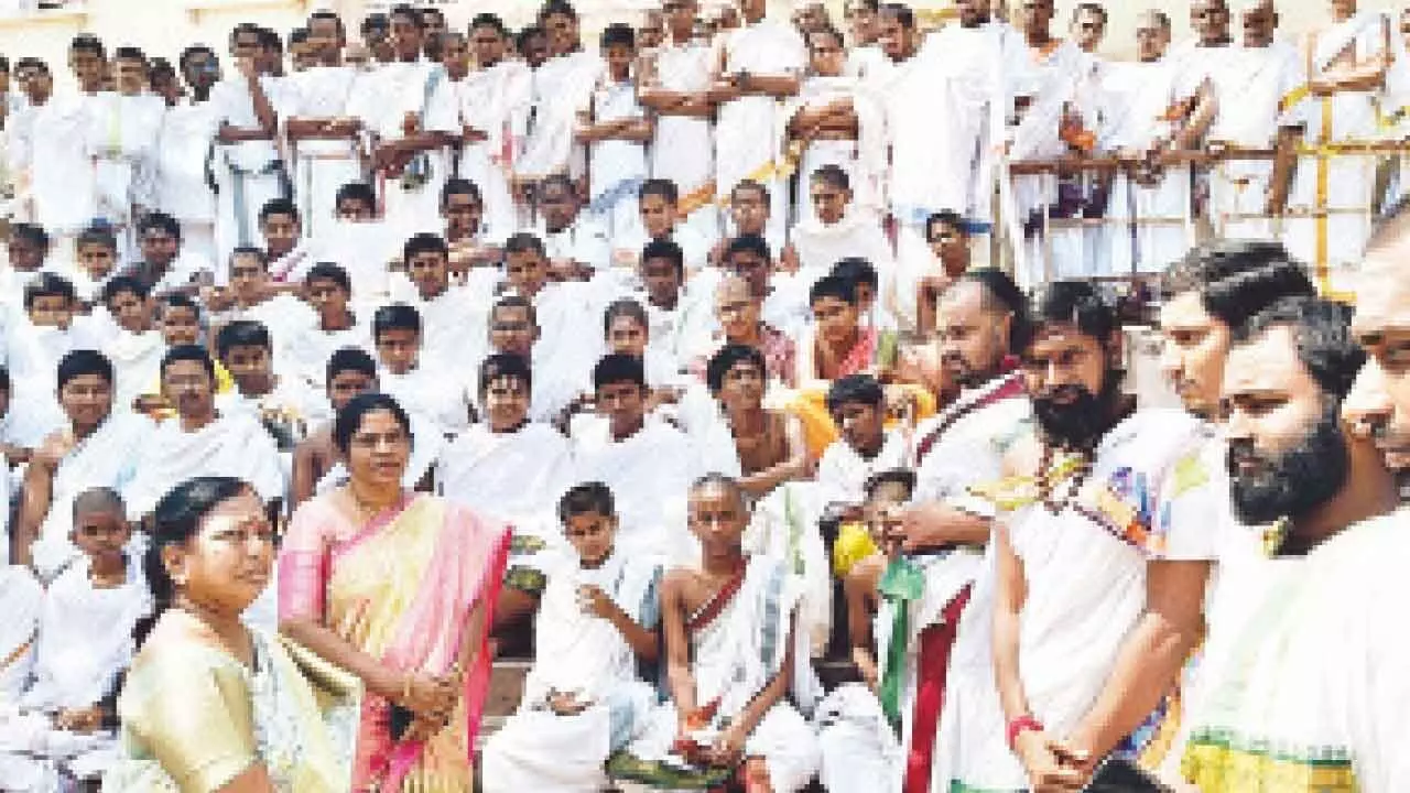 Probe into suicide of Veda Pathasala student Probe into suicide of Veda Pathasala student