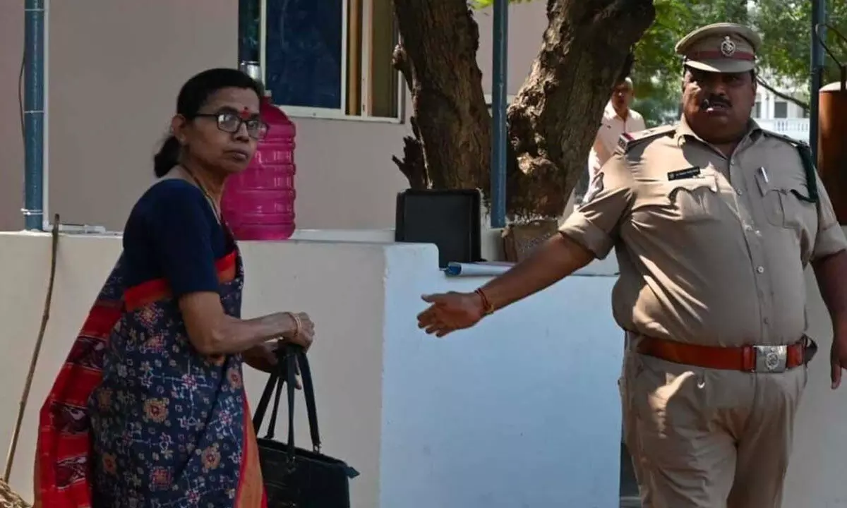 Raghurama torture Case: Police quiz Dr Prabhavati Raghurama torture Case: Police quiz Dr Prabhavati