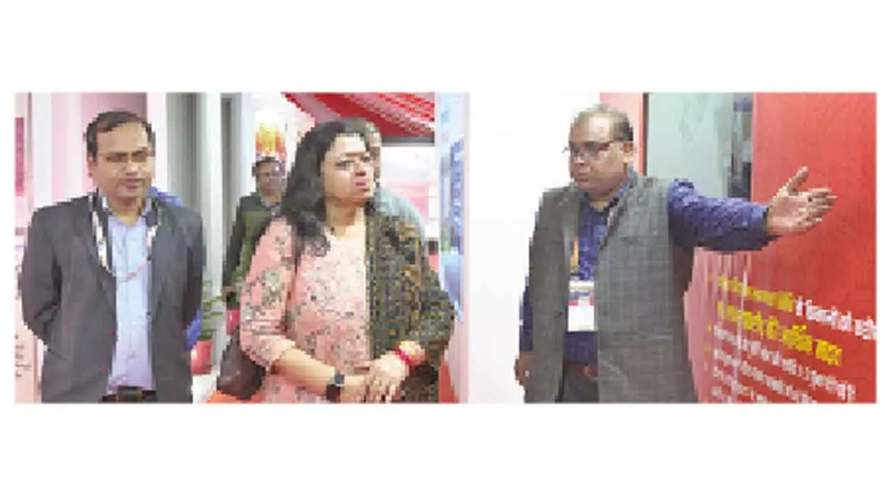 AIR DG praises ‘Kumbhwani’ FM channel AIR DG praises ‘Kumbhwani’ FM channel