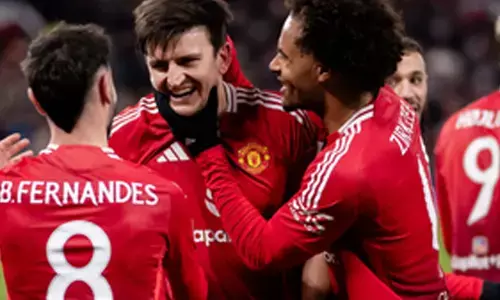 FA Cup: Nistelrooy laments offside decision as United edge Leicester to enter last 16