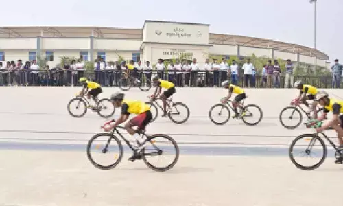 The Velodrome of flesh and blood, Dr Achyuta Samanta marvels as a zip line rider