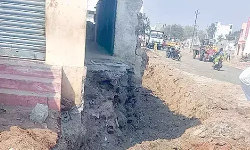 Locals allege irregularities in road works, flay apathy