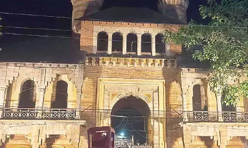 Royal Palace gets illuminated, enhances visual appeal