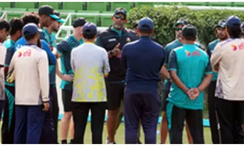 Simmons wants Bangladesh to get into a 50-over mentality for Champions Trophy