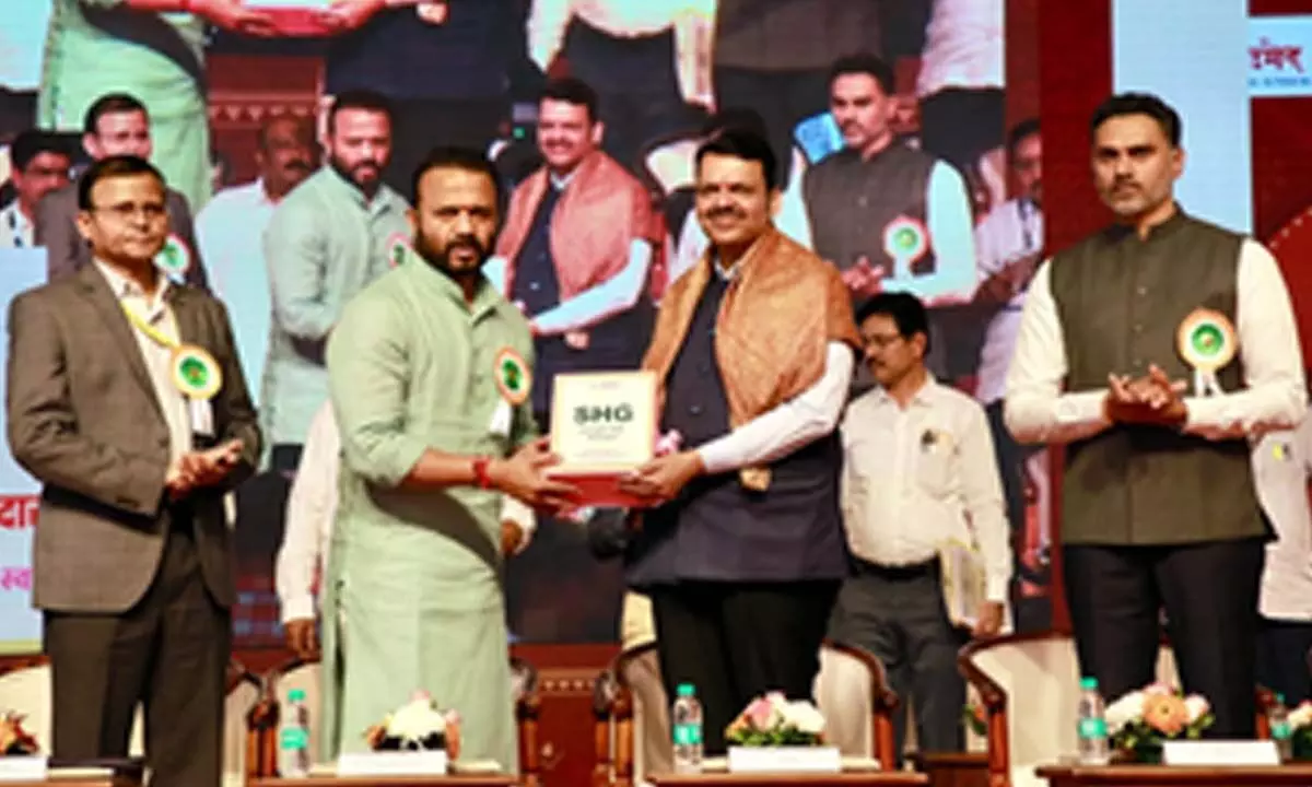 UMED Malls to be set up in every district, 10 malls in first phase: Maha CM UMED Malls to be set up in every district, 10 malls in first phase: Maha CM