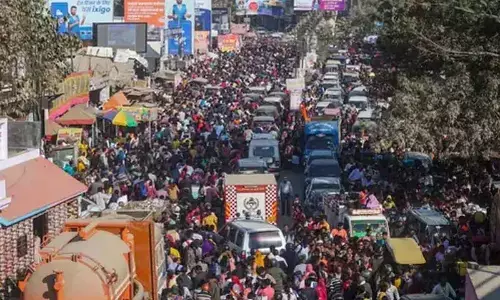 300-km traffic jam to Maha Kumbh