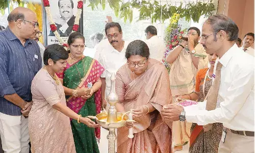 Vaibhav Jewellers opens showroom at Elamanchili