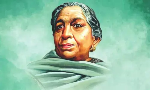 A Tribute to Sarojini Naidu : The Nightingale of India