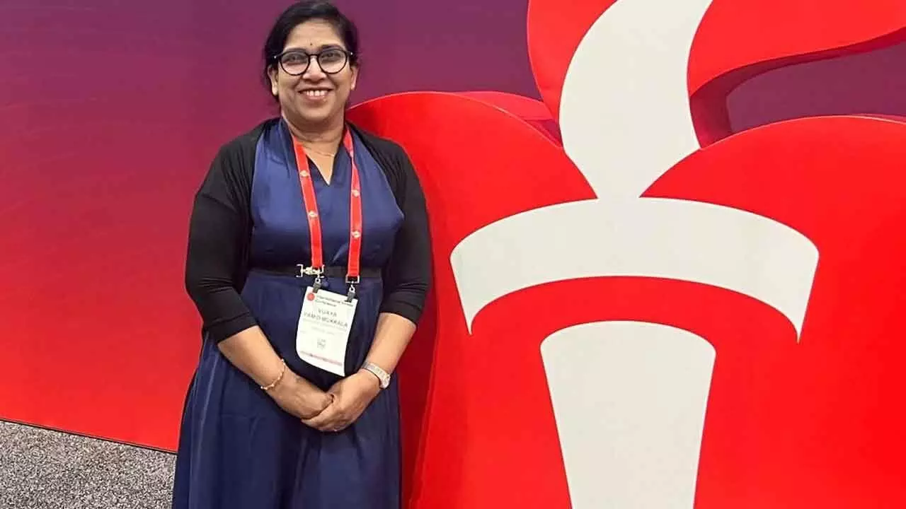 Guntur: Dr Vijaya gets award Guntur: Dr Vijaya gets award