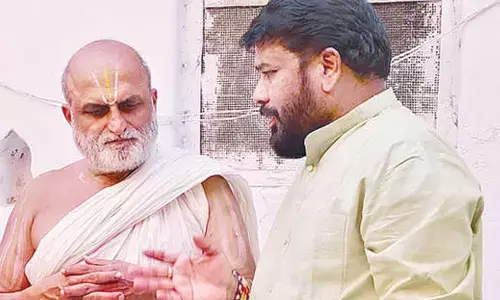 BJP Dalit leader Namburi condemns attack on chief priest