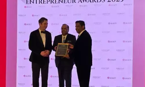 Hurun India honours Dr. Raj P Narayanam with 2024 Financial Solutions Innovation Award