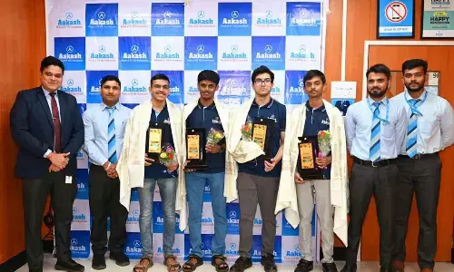Mangaluru Students Shine in JEE Mains 2025, Aakash Educational Services Limited Celebrate Results