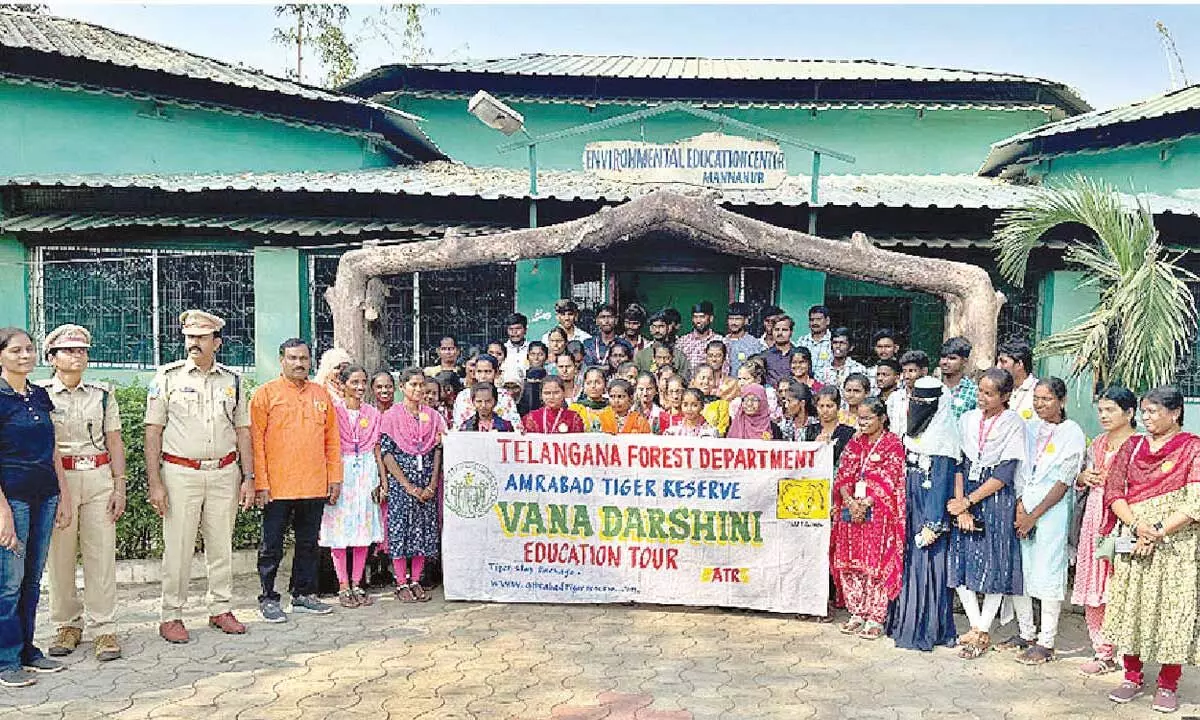 Students apprised of wildlife conservation Students apprised of wildlife conservation